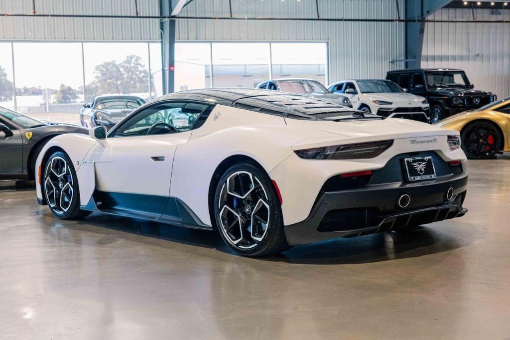 used 2022 Maserati MC20 car, priced at $174,918