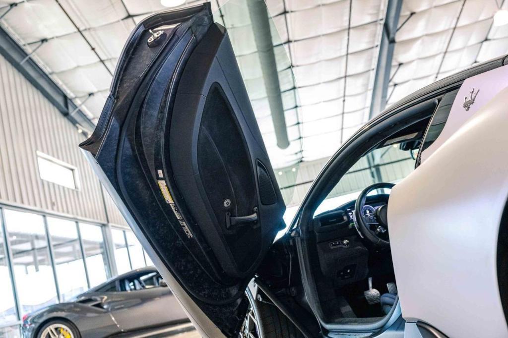 used 2022 Maserati MC20 car, priced at $174,918