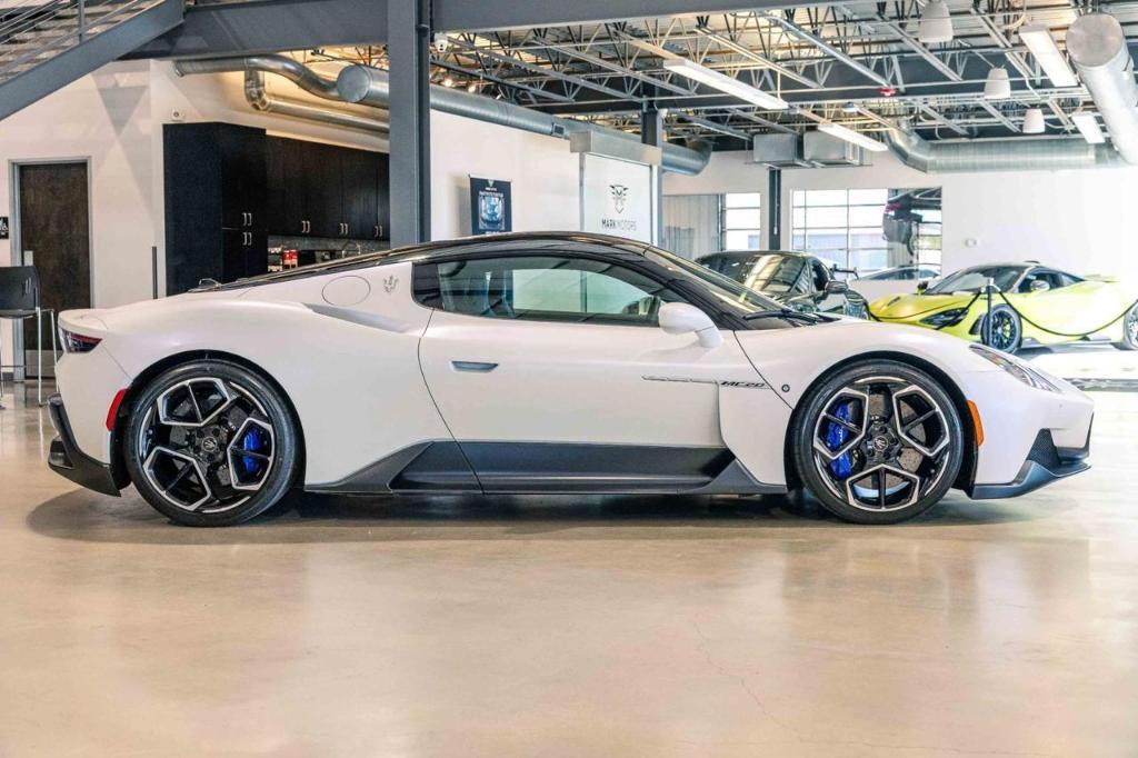 used 2022 Maserati MC20 car, priced at $174,918