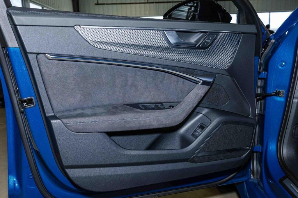 used 2024 Audi RS 6 Avant car, priced at $129,817