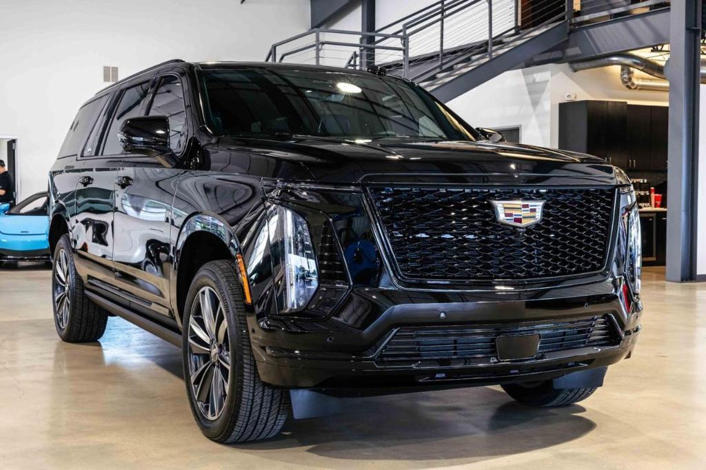 used 2025 Cadillac Escalade ESV car, priced at $124,816