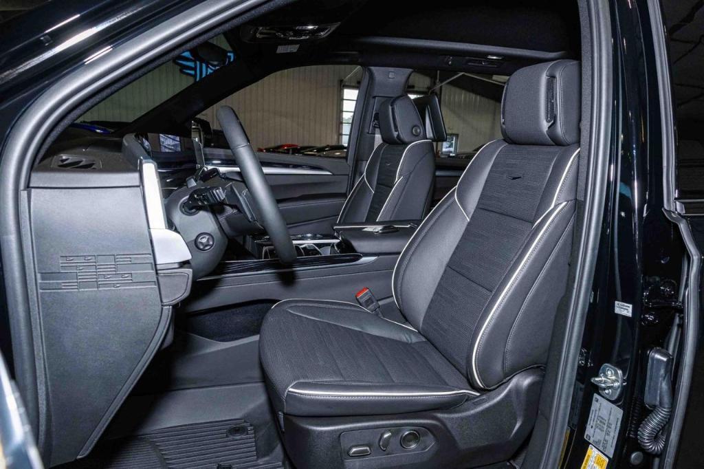 used 2025 Cadillac Escalade ESV car, priced at $124,816