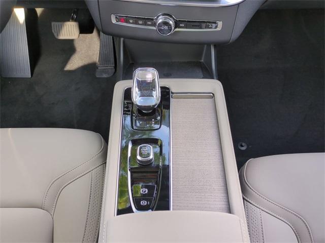 new 2025 Volvo XC90 car, priced at $68,155