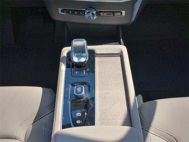 new 2026 Volvo XC90 Plug-In Hybrid car, priced at $78,875