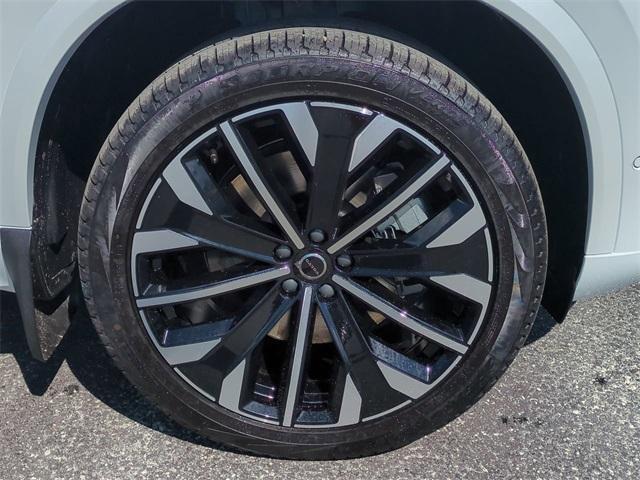 new 2026 Volvo XC90 Plug-In Hybrid car, priced at $78,875