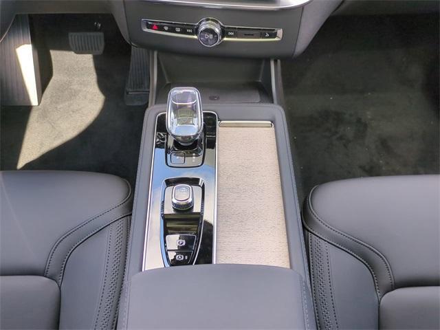 new 2026 Volvo XC90 car, priced at $65,345