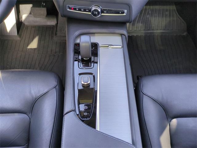 used 2023 Volvo XC90 car, priced at $42,863