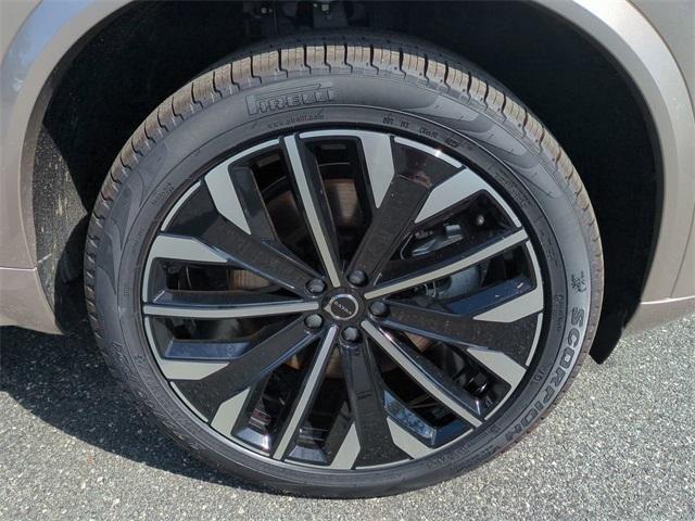 new 2026 Volvo XC90 Plug-In Hybrid car, priced at $83,125