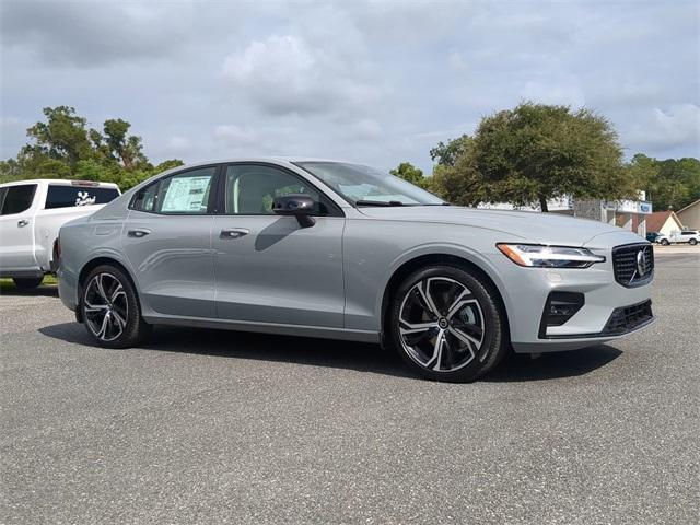 new 2024 Volvo S60 car, priced at $47,932