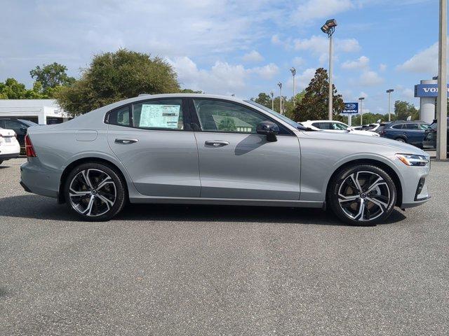 new 2024 Volvo S60 car, priced at $48,295