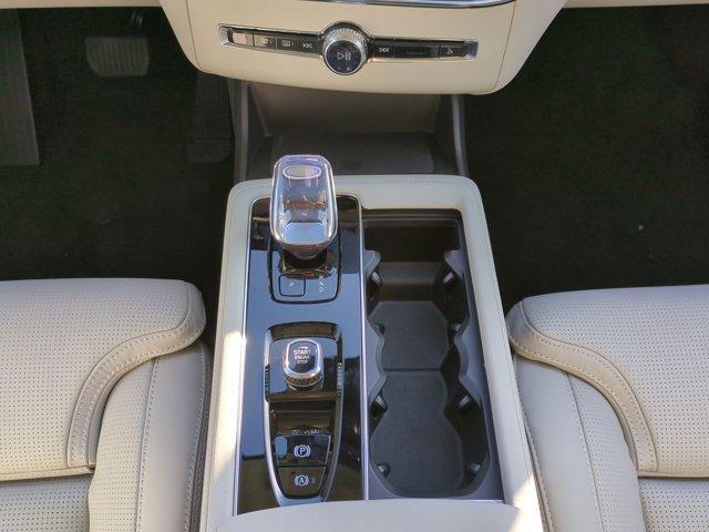 new 2026 Volvo XC90 car, priced at $69,926