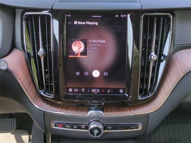 new 2025 Volvo XC60 car, priced at $59,445