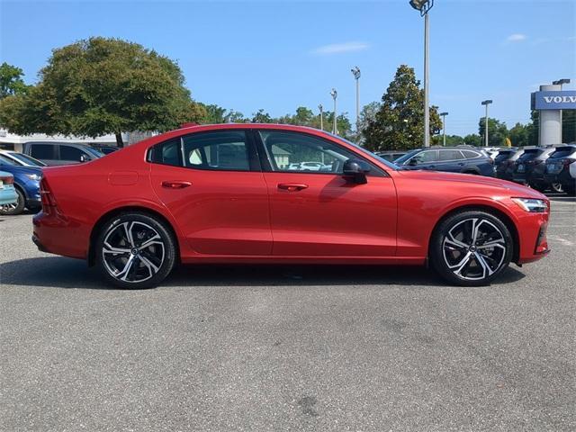 new 2024 Volvo S60 car, priced at $47,295