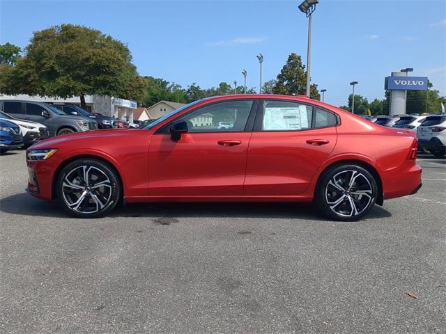 new 2024 Volvo S60 car, priced at $47,295