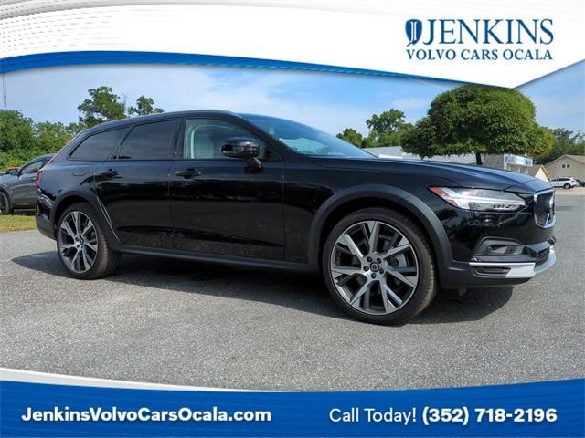 new 2025 Volvo V90 Cross Country car, priced at $67,935