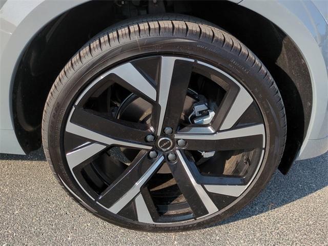 new 2026 Volvo XC60 car, priced at $58,244