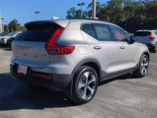 new 2024 Volvo XC40 car, priced at $40,029