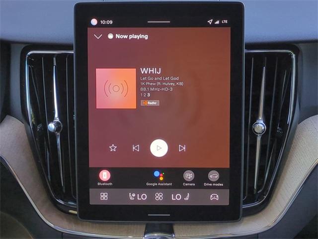 new 2026 Volvo XC60 car, priced at $45,977