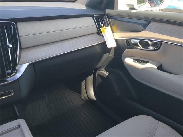 new 2025 Volvo XC90 Plug-In Hybrid car, priced at $77,805