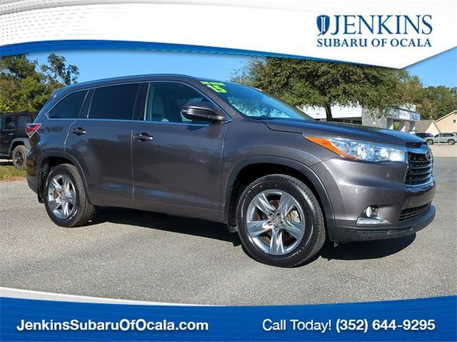 used 2015 Toyota Highlander car, priced at $17,547