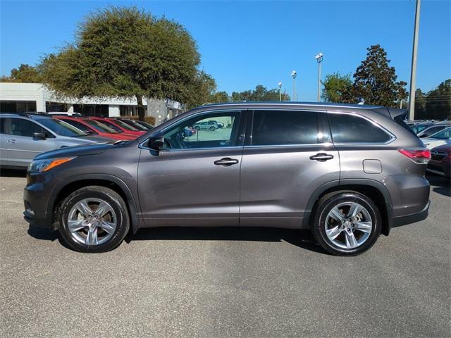 used 2015 Toyota Highlander car, priced at $17,547