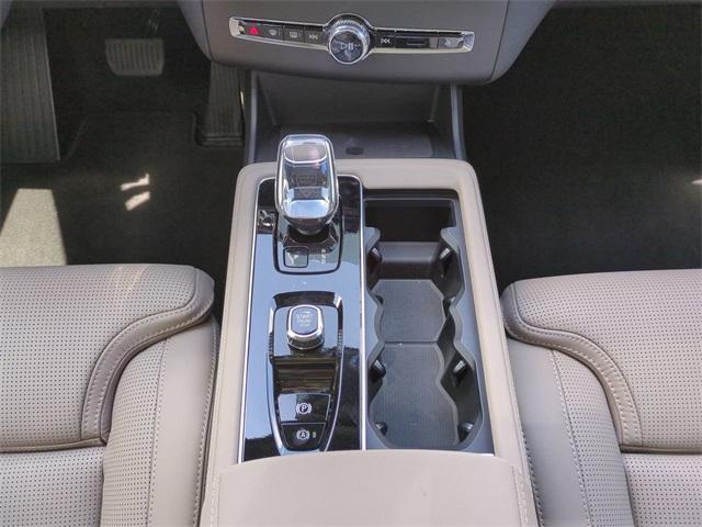new 2025 Volvo XC90 car, priced at $78,160