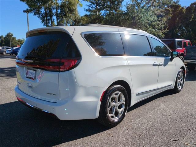 used 2023 Chrysler Pacifica car, priced at $28,772