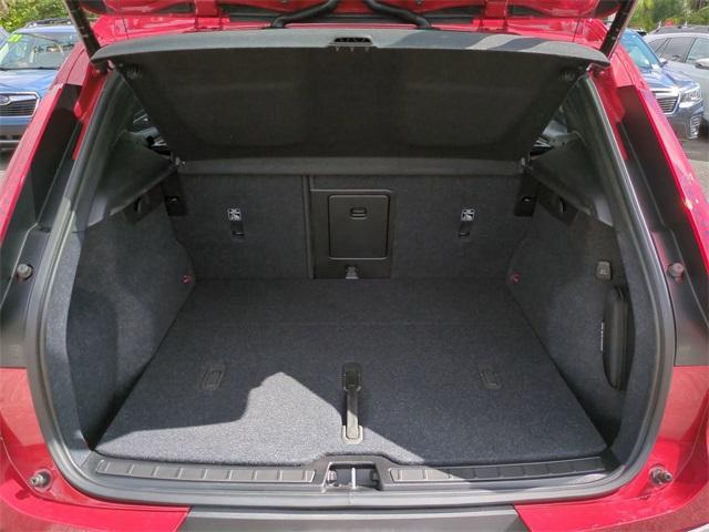 used 2023 Volvo XC40 car, priced at $29,802