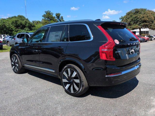 new 2025 Volvo XC90 car, priced at $72,695