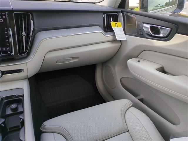 new 2025 Volvo XC60 car, priced at $59,660