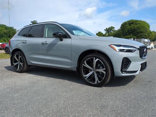 new 2025 Volvo XC60 car, priced at $59,660