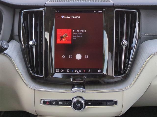 new 2025 Volvo XC60 car, priced at $59,660