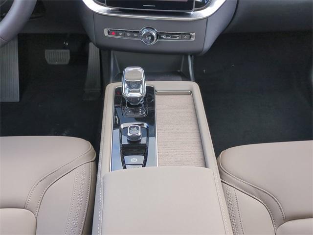 new 2026 Volvo XC90 car, priced at $69,595