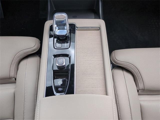 new 2025 Volvo XC90 Plug-In Hybrid car, priced at $80,405