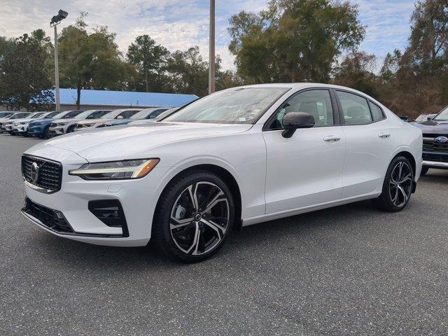 new 2024 Volvo S60 car, priced at $45,125