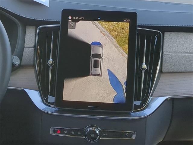new 2025 Volvo XC90 Plug-In Hybrid car, priced at $77,805