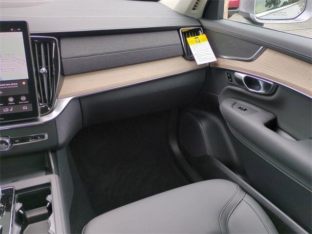 new 2026 Volvo XC90 car, priced at $62,845