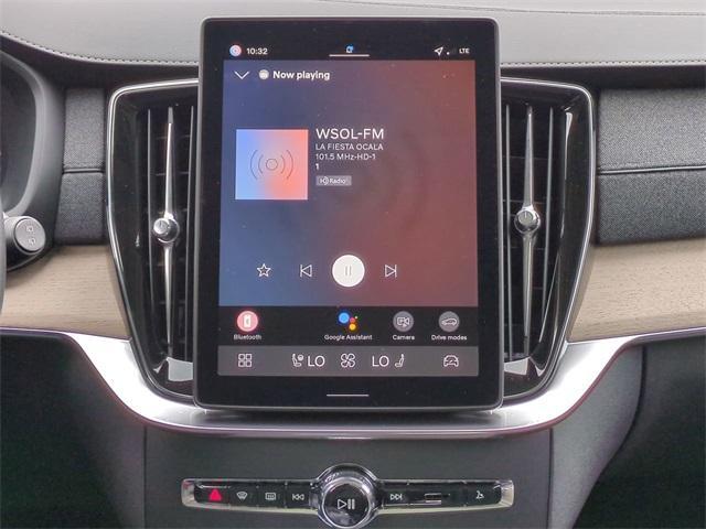 new 2026 Volvo XC90 car, priced at $62,845