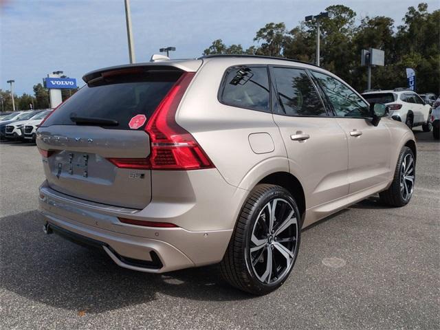 new 2025 Volvo XC60 car, priced at $55,885