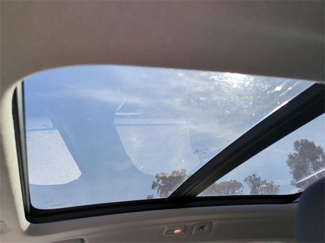 new 2026 Volvo XC40 car, priced at $38,365