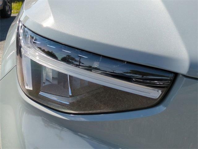 new 2026 Volvo XC40 car, priced at $38,365