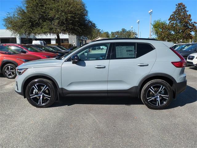 new 2026 Volvo XC40 car, priced at $38,365