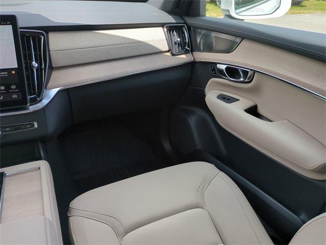 new 2025 Volvo XC90 car, priced at $68,155