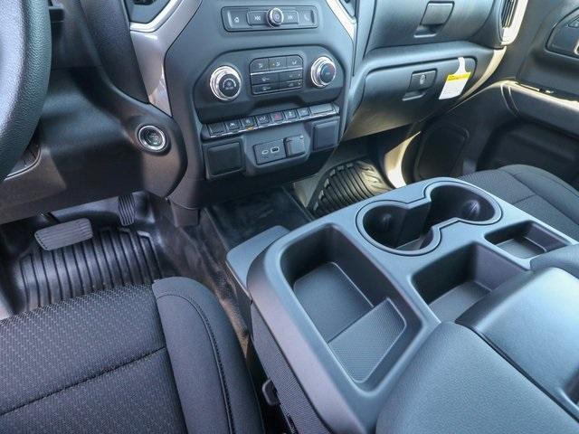 new 2026 GMC Sierra 1500 car, priced at $40,320