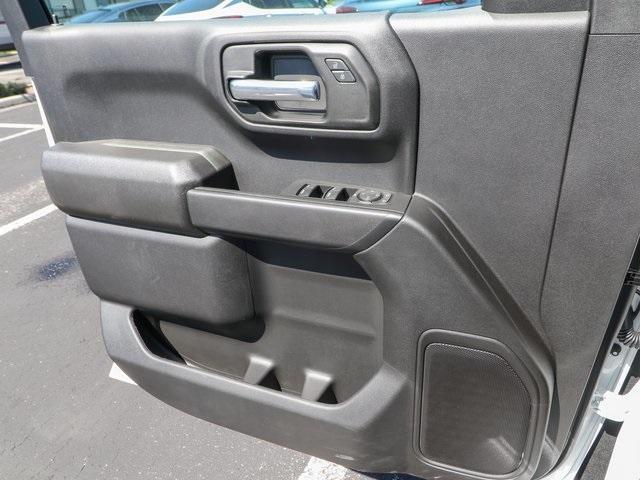 new 2026 GMC Sierra 1500 car, priced at $40,320