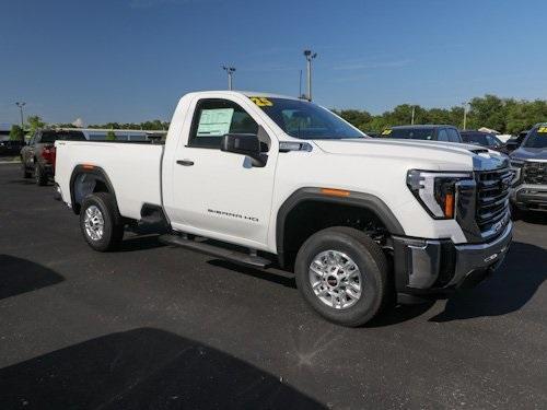 new 2025 GMC Sierra 2500 car, priced at $50,735