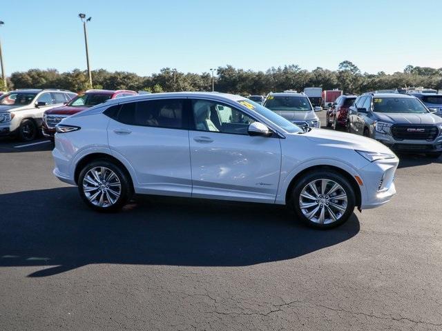 new 2024 Buick Envista car, priced at $31,235