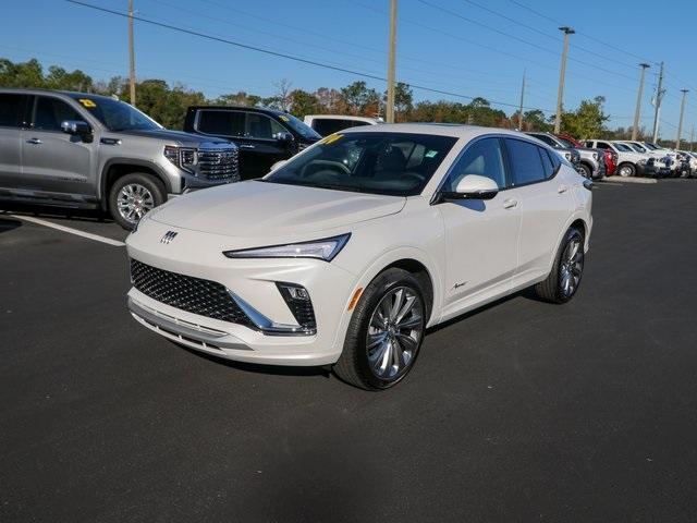 new 2024 Buick Envista car, priced at $31,235