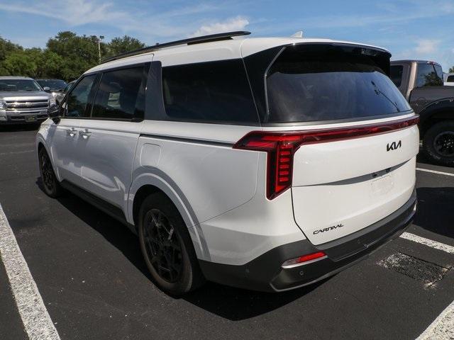 used 2025 Kia Carnival car, priced at $46,820