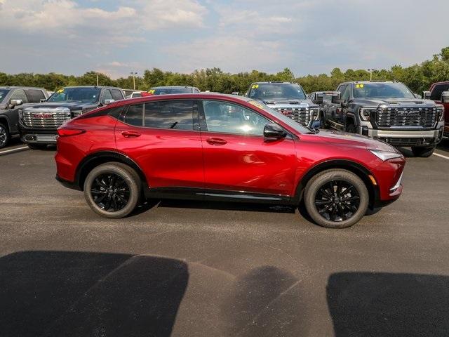 new 2025 Buick Envista car, priced at $27,880